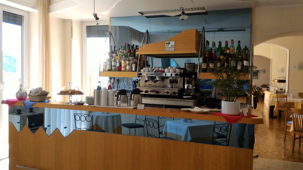 埃莱娜酒店 雷科 外观 照片